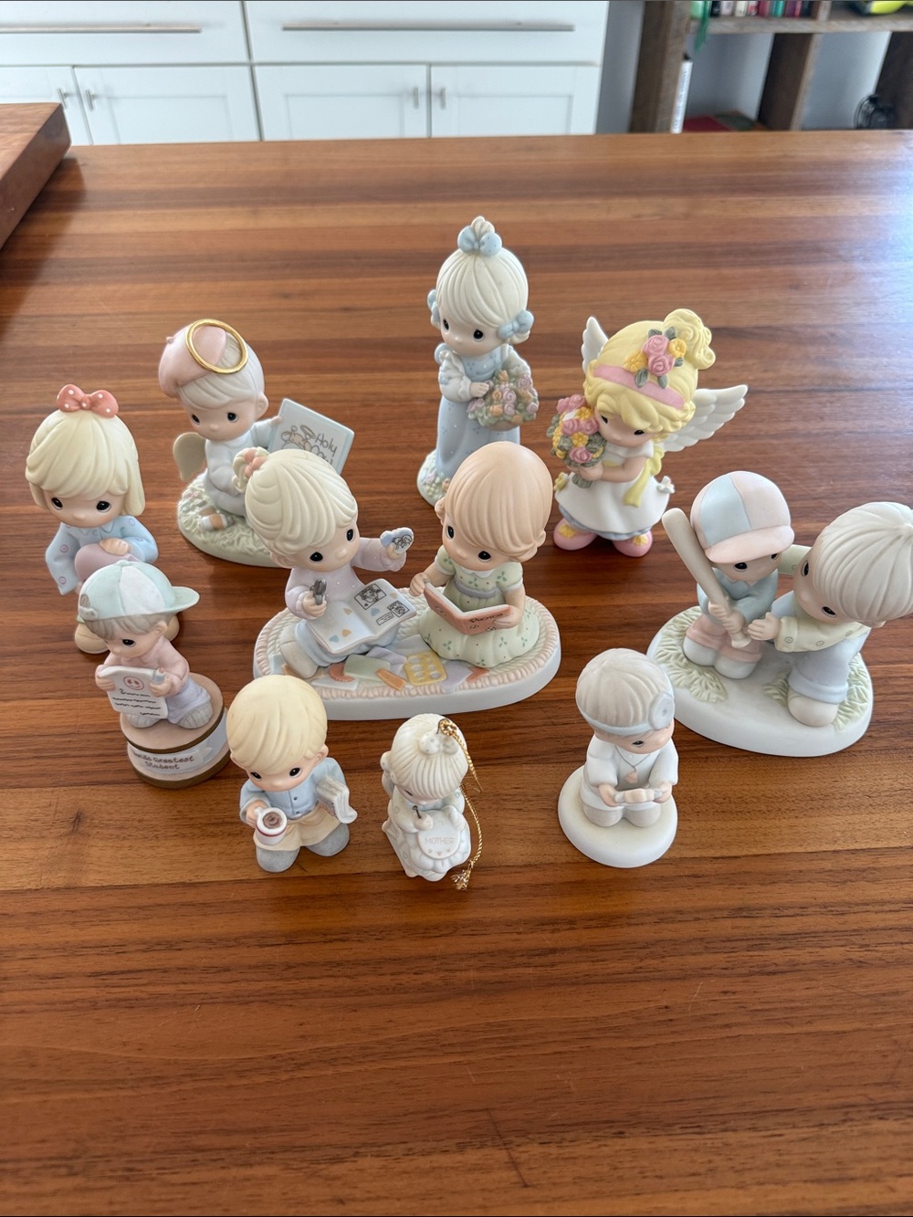 VintagePrecious Moments Figurine Lot of 10 – Angel, student, doctor, holy cow